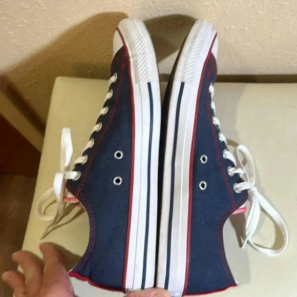 Converse Harris 2024. Size 10 - Picture 6 of 8